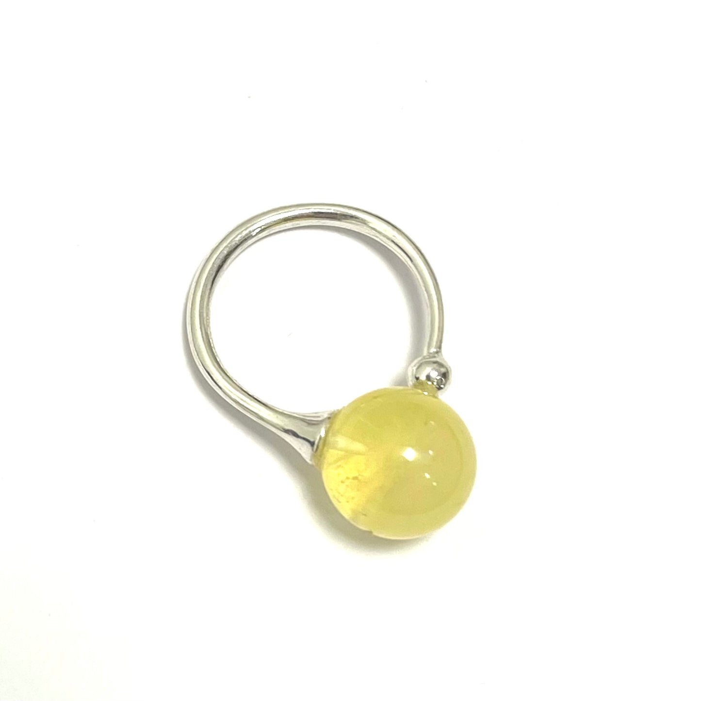 Polished Perfect Round Amber Stone Butter Color Silver Ring