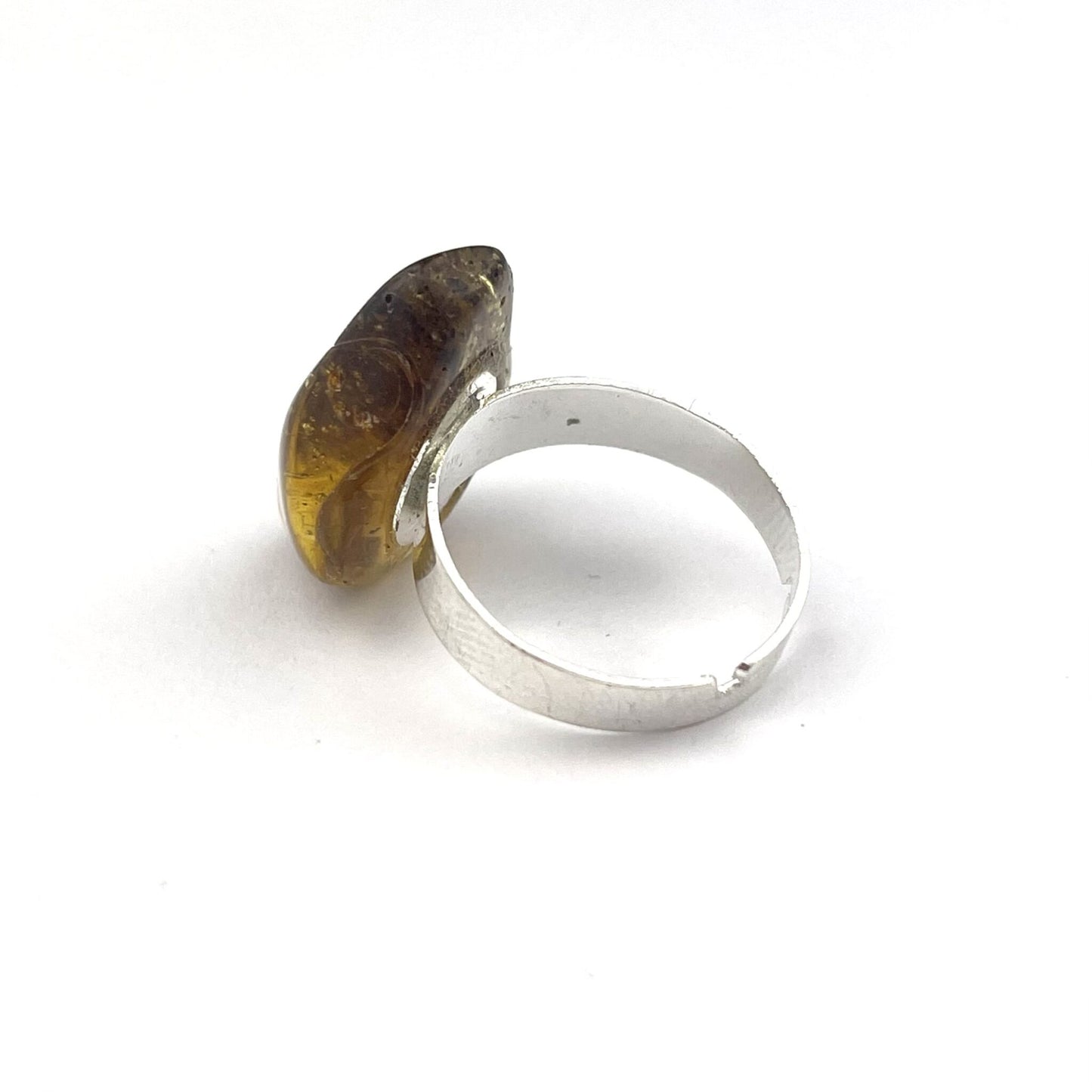 Polished Natural Shape Green Color Ring