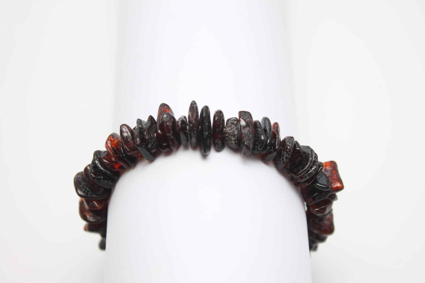 Polished Elastic Chips Cherry Color Bracelet