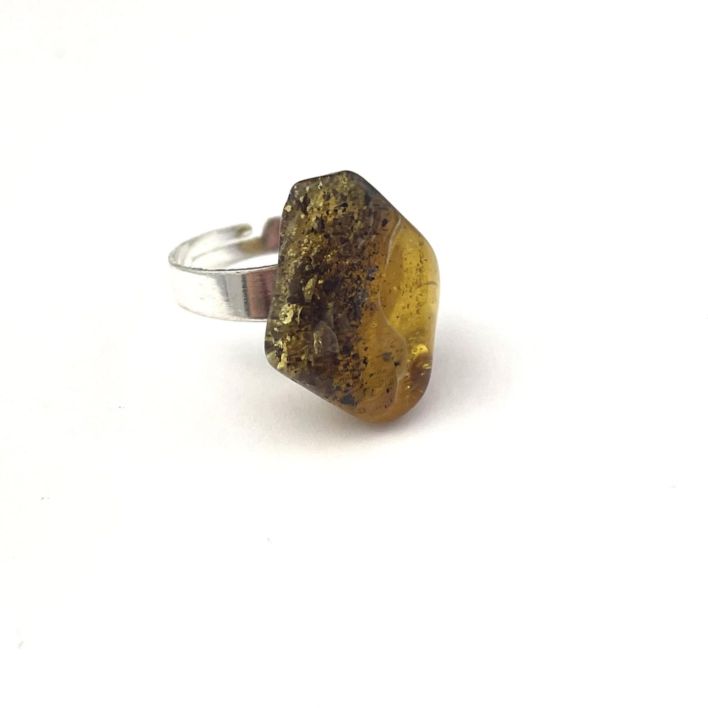 Polished Natural Shape Green Color Ring