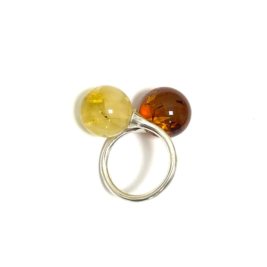 Polished Perfect Round Amber Stone Butter and Cognac Color Silver Ring