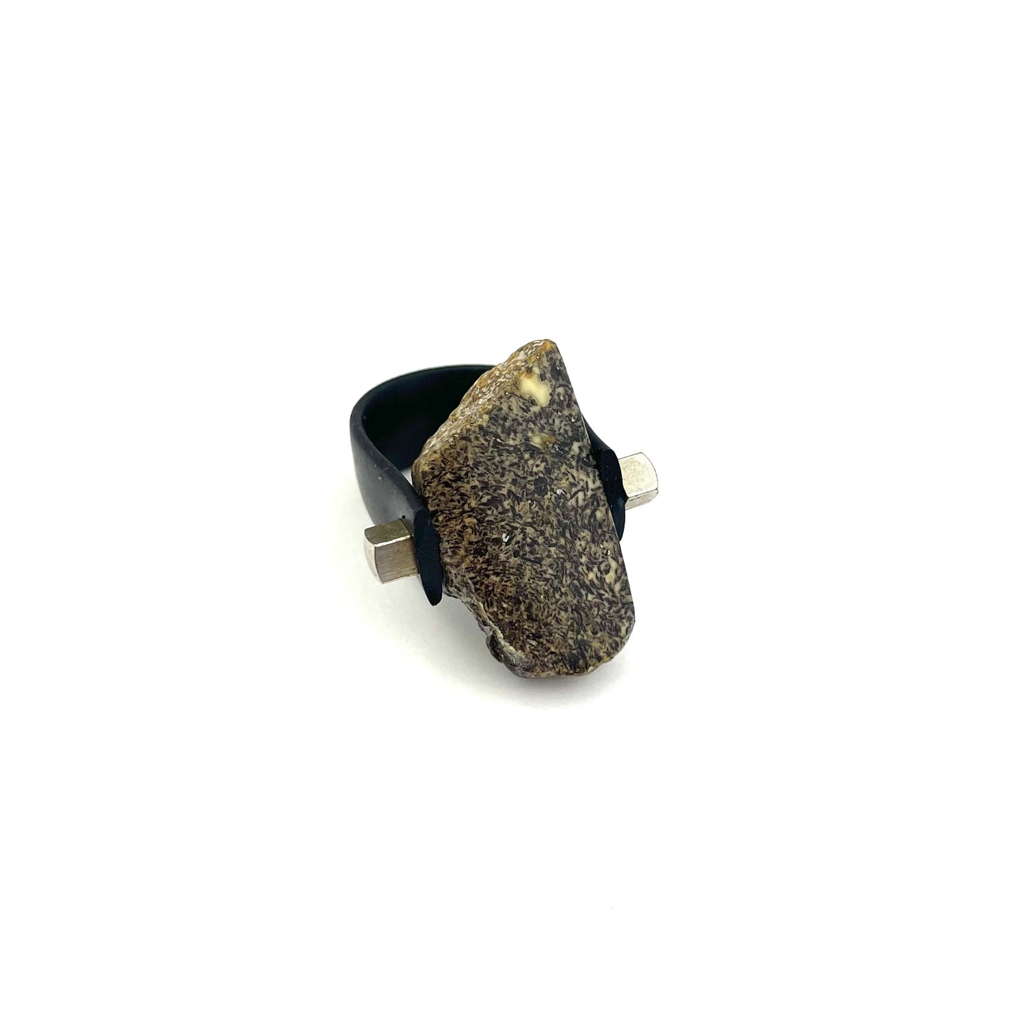 Polished Natural Shape Green Color Ring