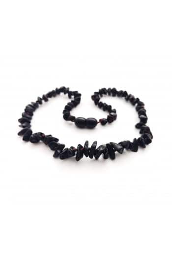 Polished baby chips beads black color necklace