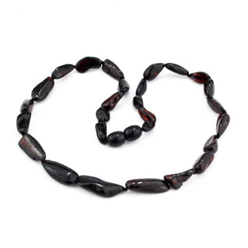Polished teenage oval beads black necklace