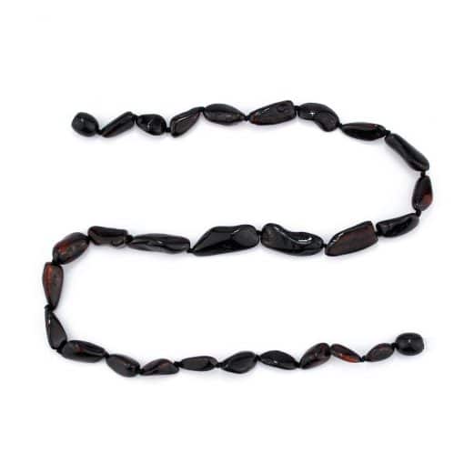Polished teenage oval beads black necklace