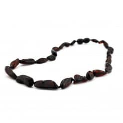 Polished teenage oval beads black necklace